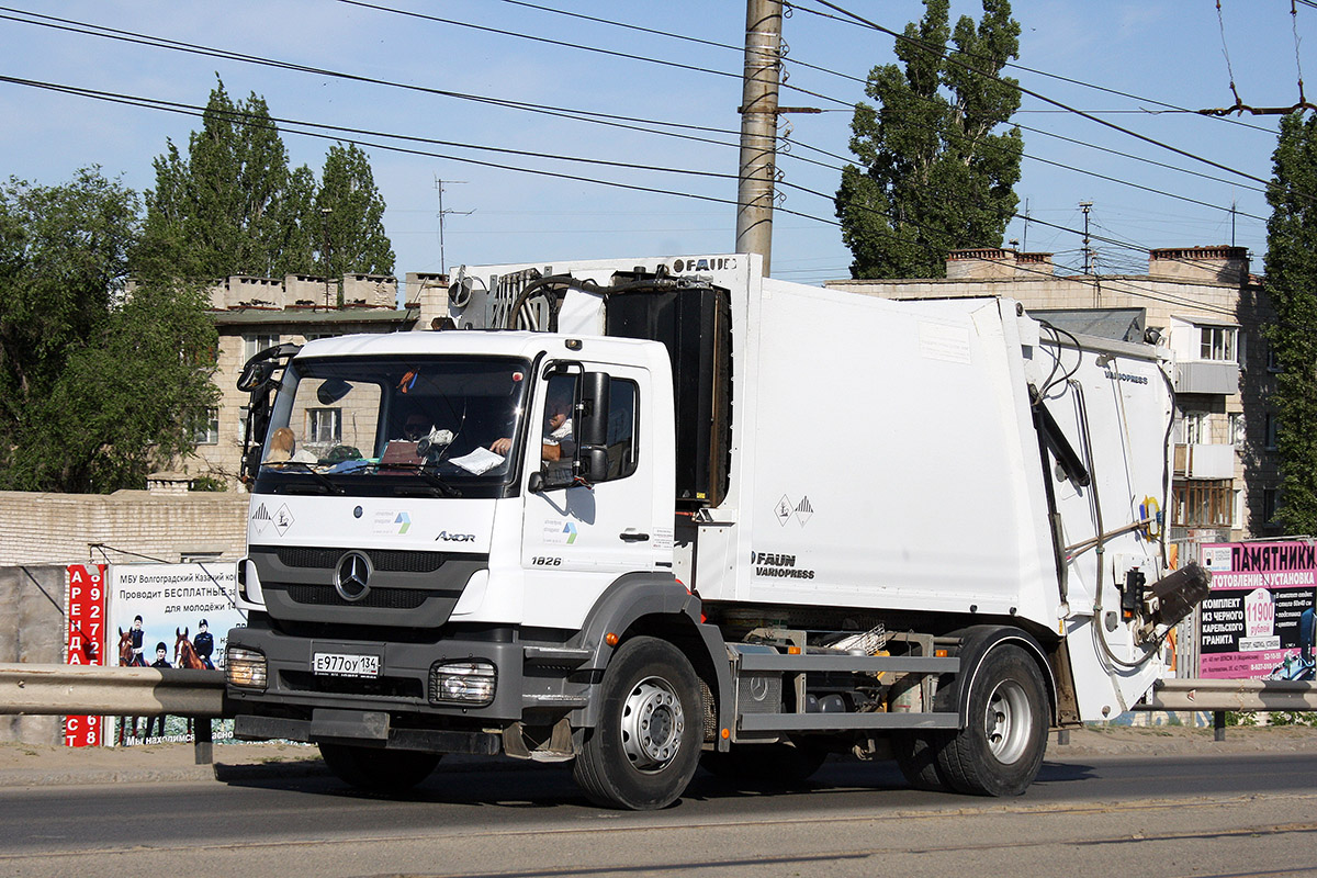 Волгоградская область, № Е 977 ОУ 134 — Mercedes-Benz Axor 1826 [Z9M]