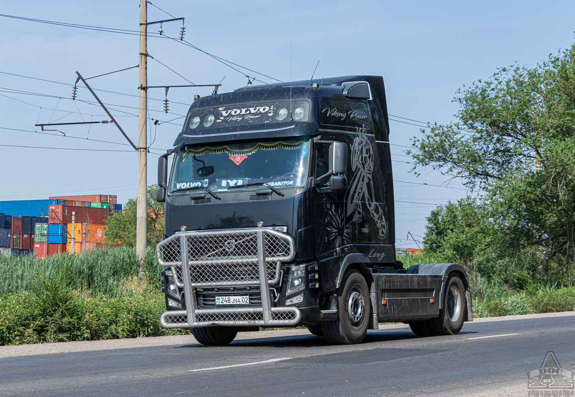 Алматы, № 248 JNA 02 — Volvo ('2008) FH16.750