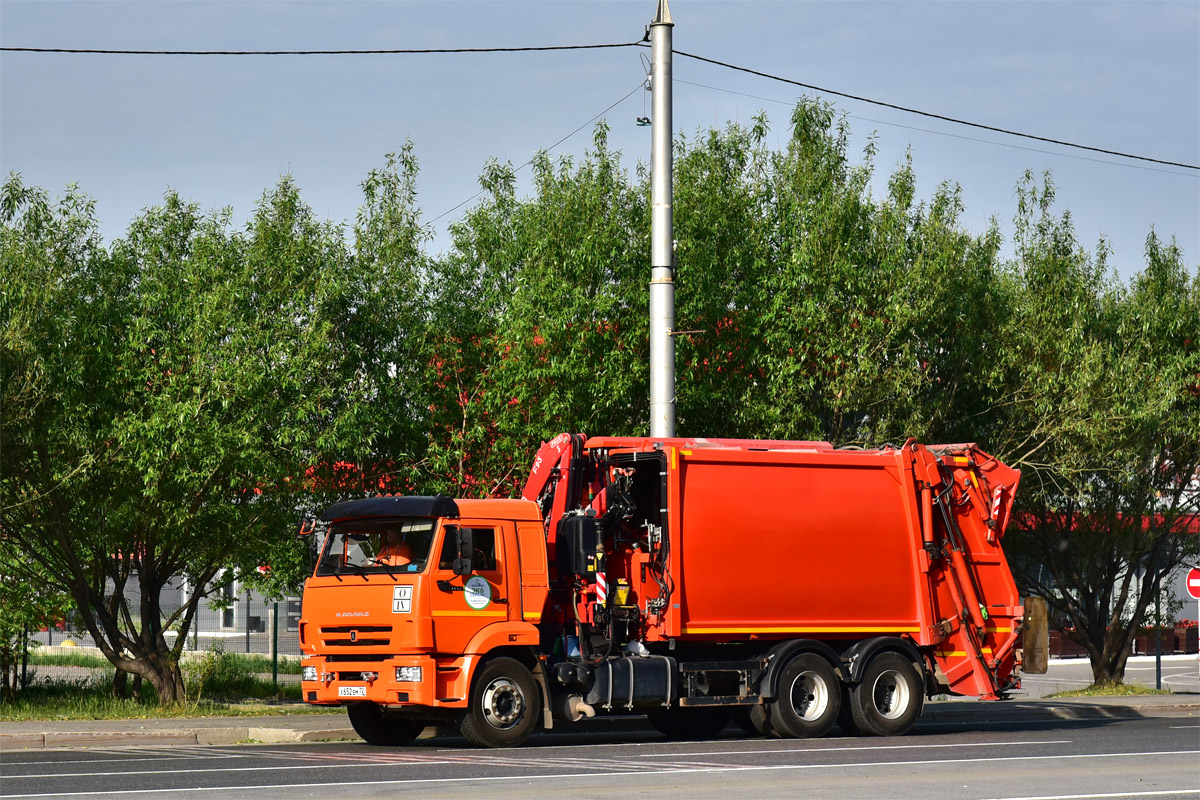 Тюменская область, № Х 652 ЕМ 72 — КамАЗ-65115 (общая модель)