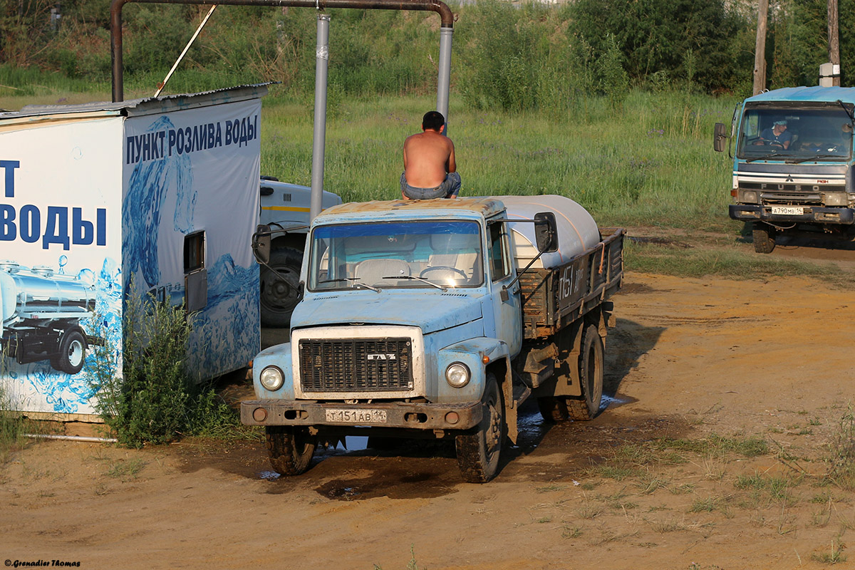 Саха (Якутия), № Т 151 АВ 14 — ГАЗ-33073