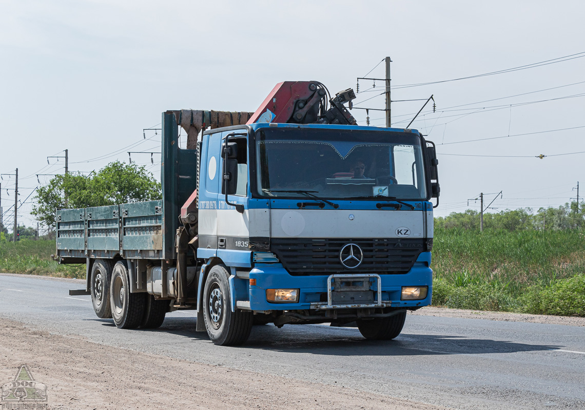 Алматы, № 874 LJA 02 — Mercedes-Benz Actros ('1997)