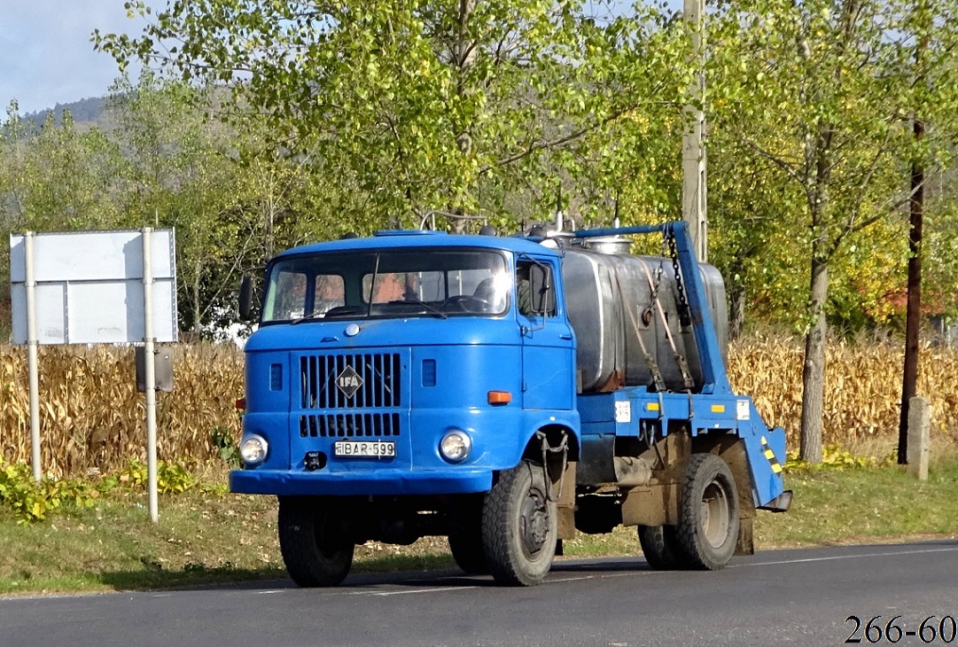 Венгрия, № BAR-599 — IFA W50LA/K, LA/Z; Венгрия — Сбор винограда в Венгрии