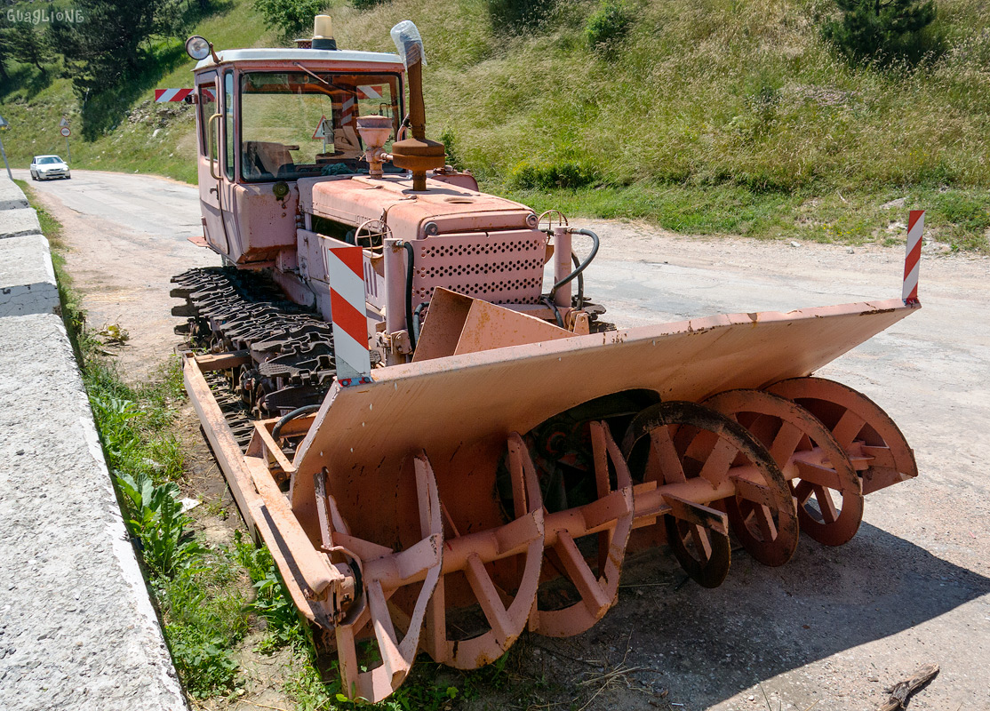 Крым, № 4403 КР 82 — ДТ-75В, ДТ-75Н (двигатель СМД)