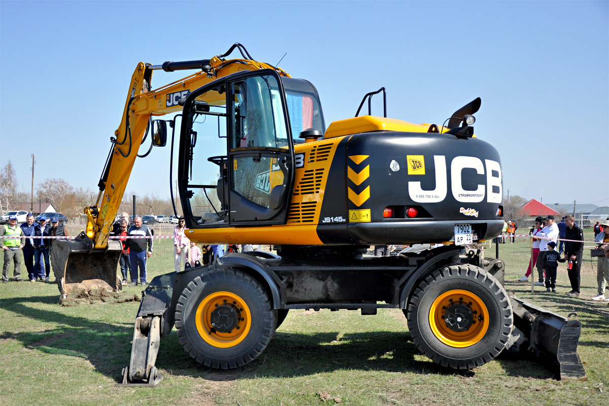 Алтайский край, № 7902 АР 22 — JCB JS145W