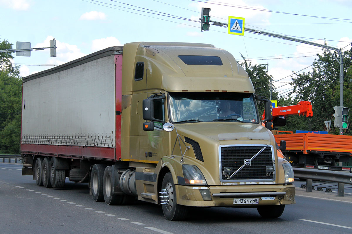 Липецкая область, № К 136 МУ 48 — Volvo VNL670