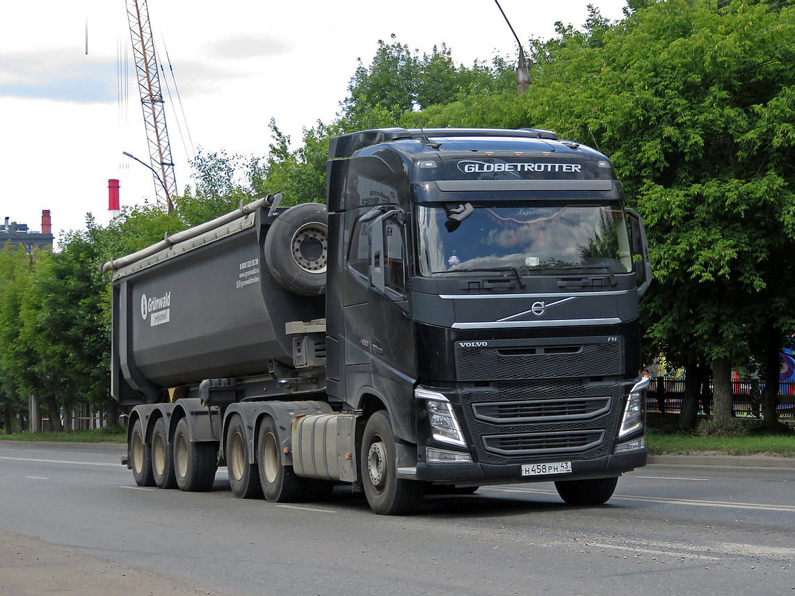 Кировская область, № Н 458 РН 43 — Volvo ('2012) FH.460