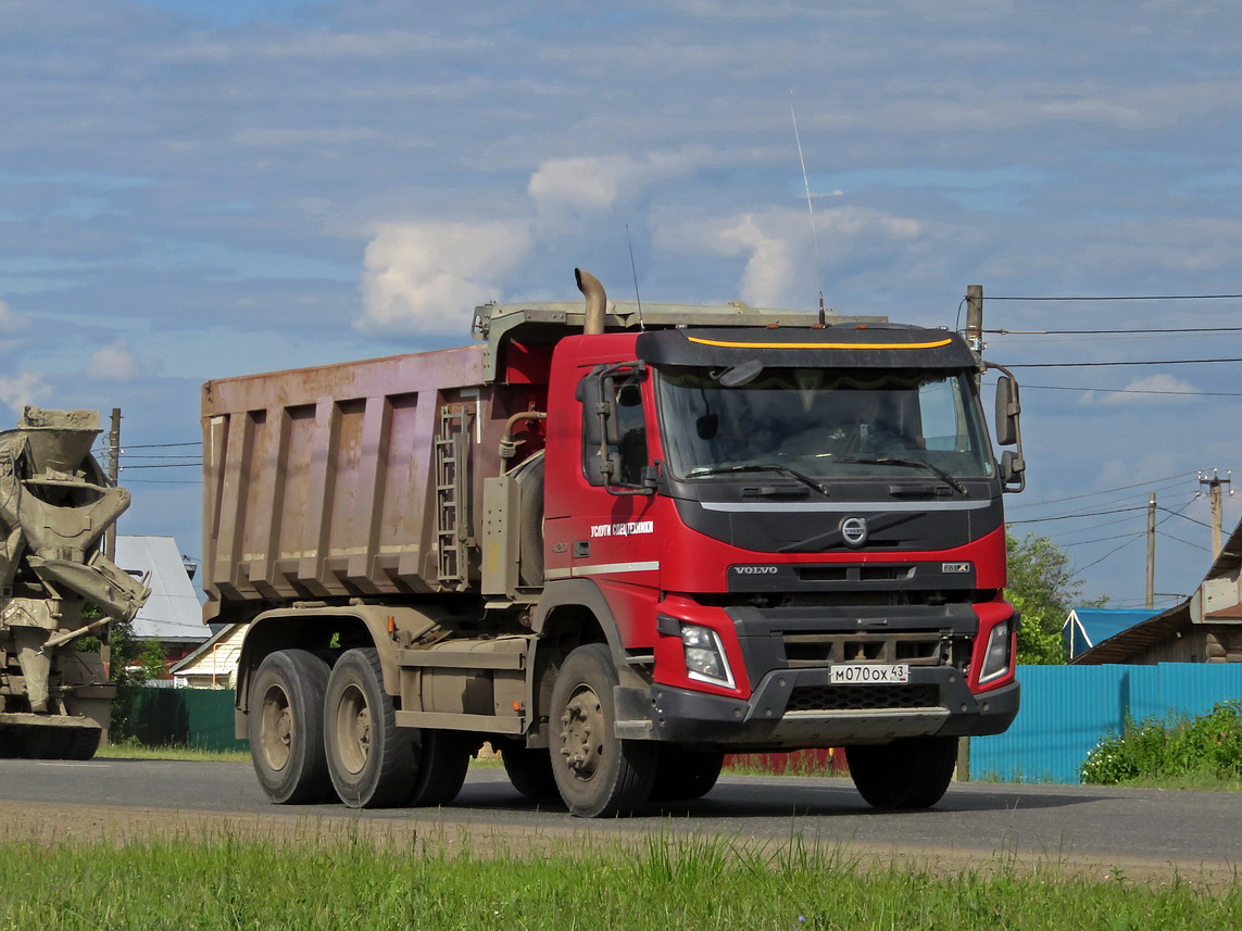 Кировская область, № М 070 ОХ 43 — Volvo ('2013) FMX.420 [X9P]