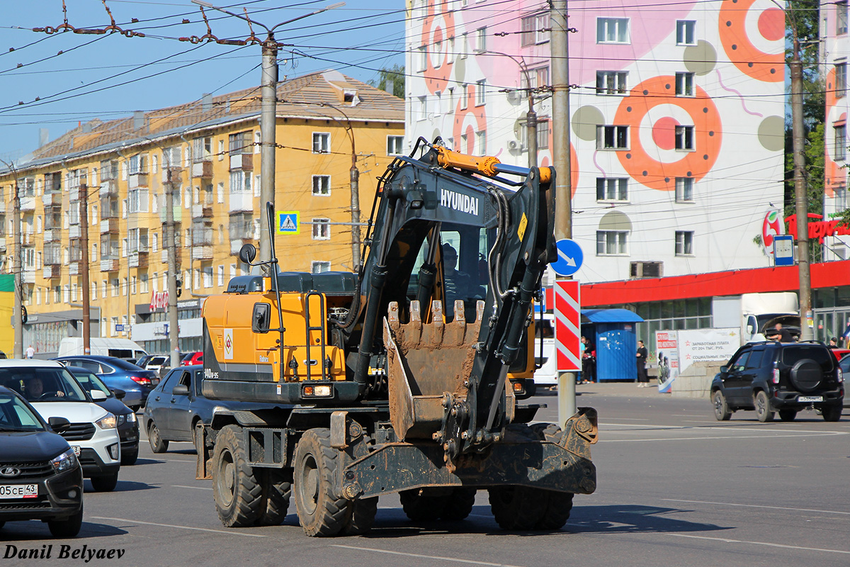 Кировская область, № 9922 КТ 43 — Hyundai R140W