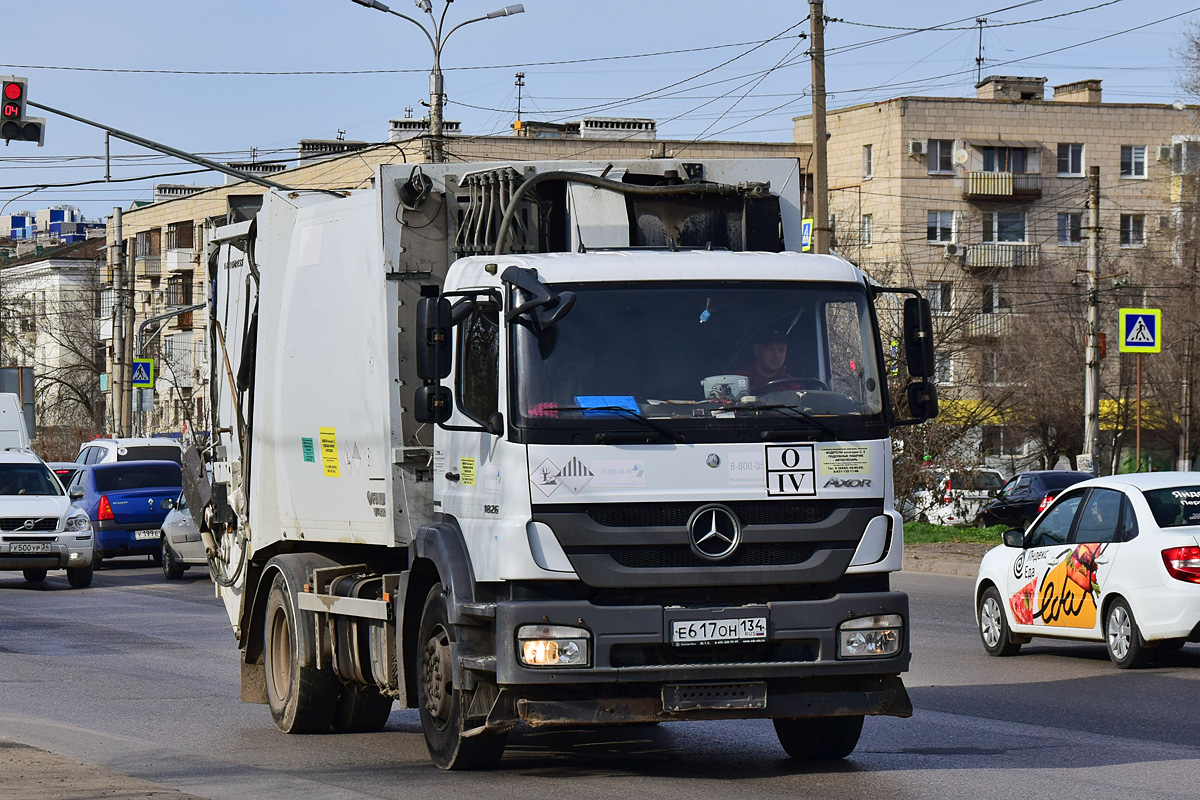 Волгоградская область, № Е 617 ОН 134 — Mercedes-Benz Axor 1826 [Z9M]