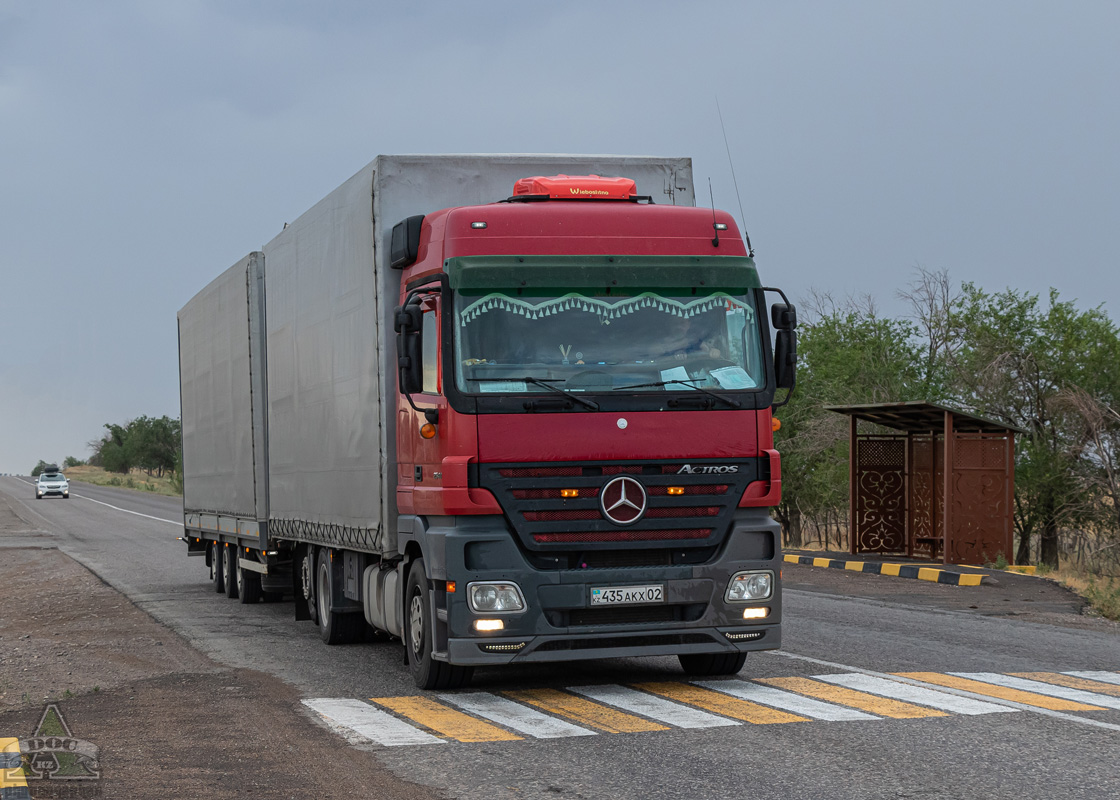 Алматы, № 435 AKX 02 — Mercedes-Benz Actros ('2003) 2541