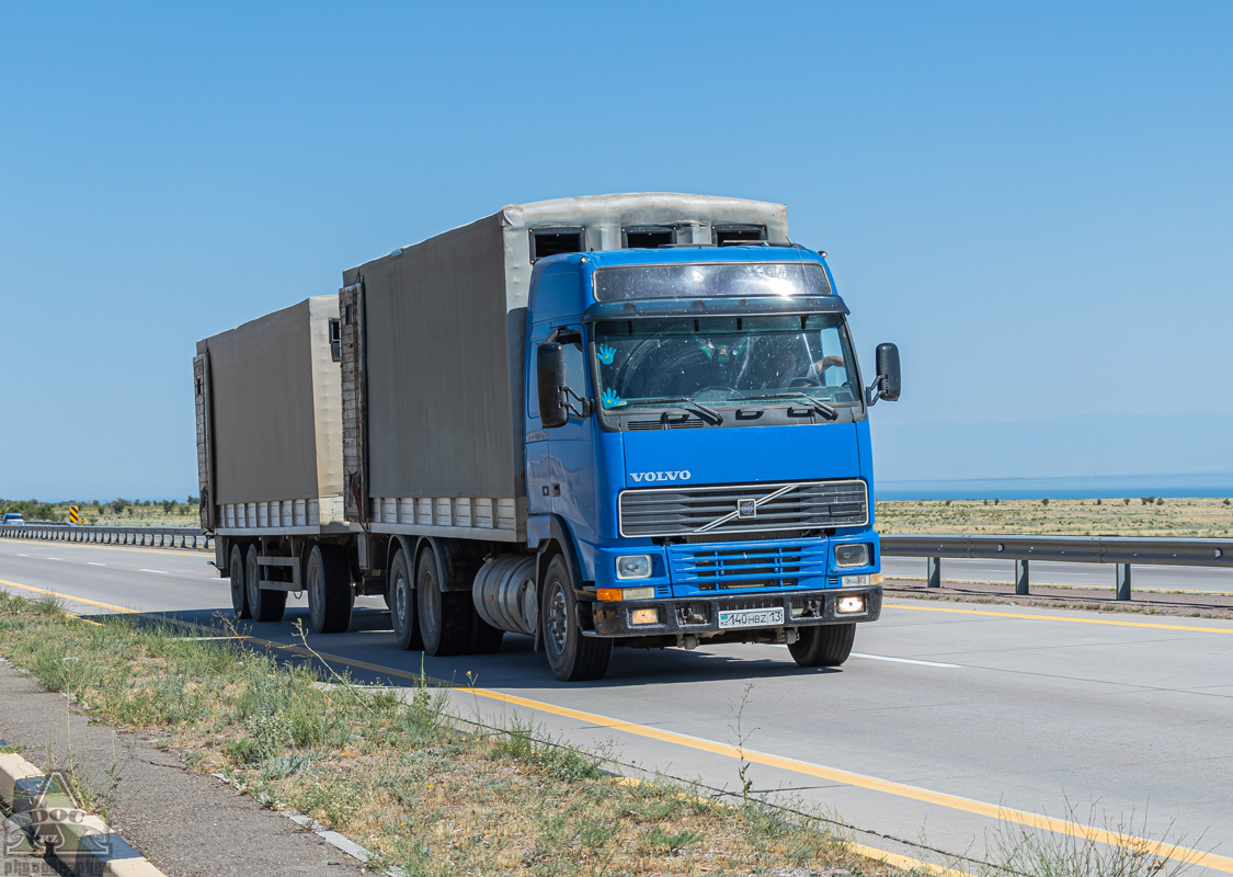 Туркестанская область, № 140 HBZ 13 — Volvo ('1993) FH12.420