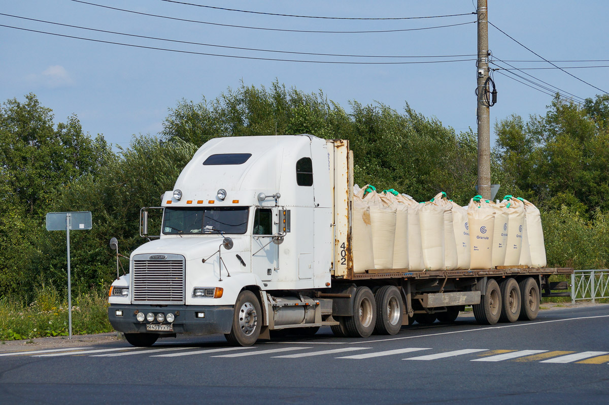 Архангельская область, № Н 457 УХ 29 — Freightliner FLD