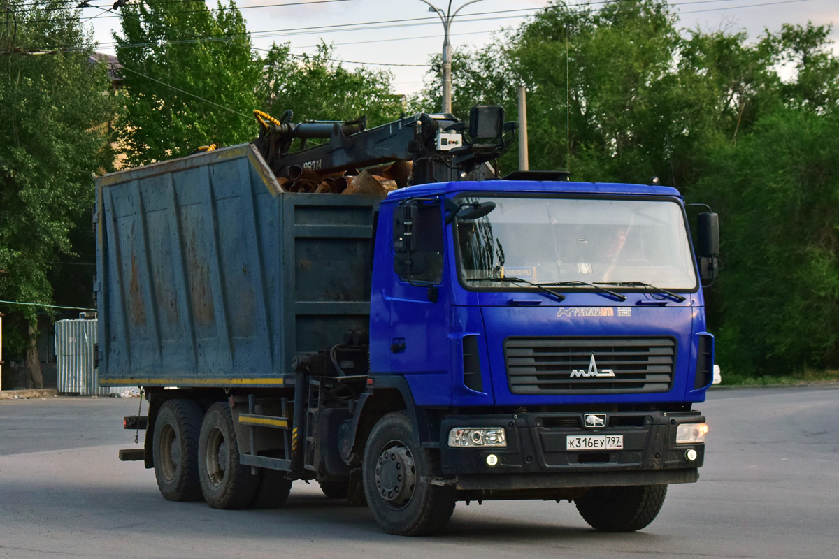 Волгоградская область, № К 316 ЕУ 797 — МАЗ-631226