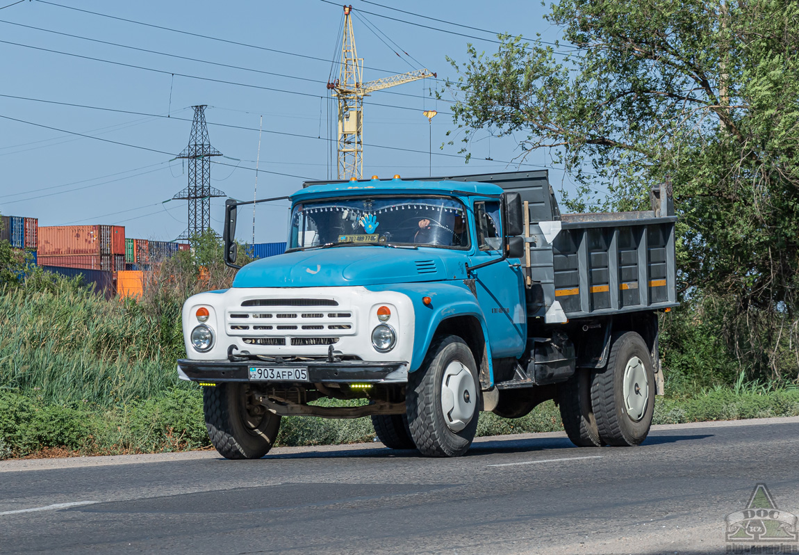 Алматинская область, № 903 AFP 05 — ЗИЛ-495810