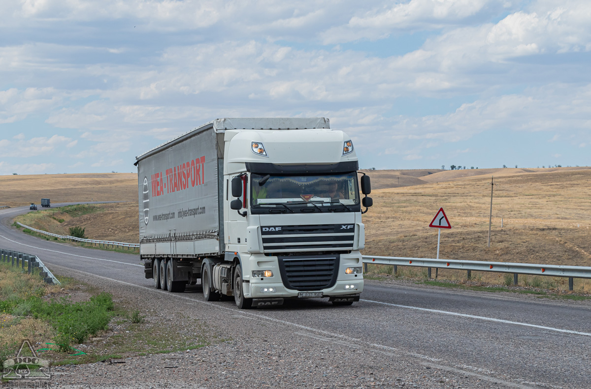 Карагандинская область, № M 877 DE — DAF XF105 FT