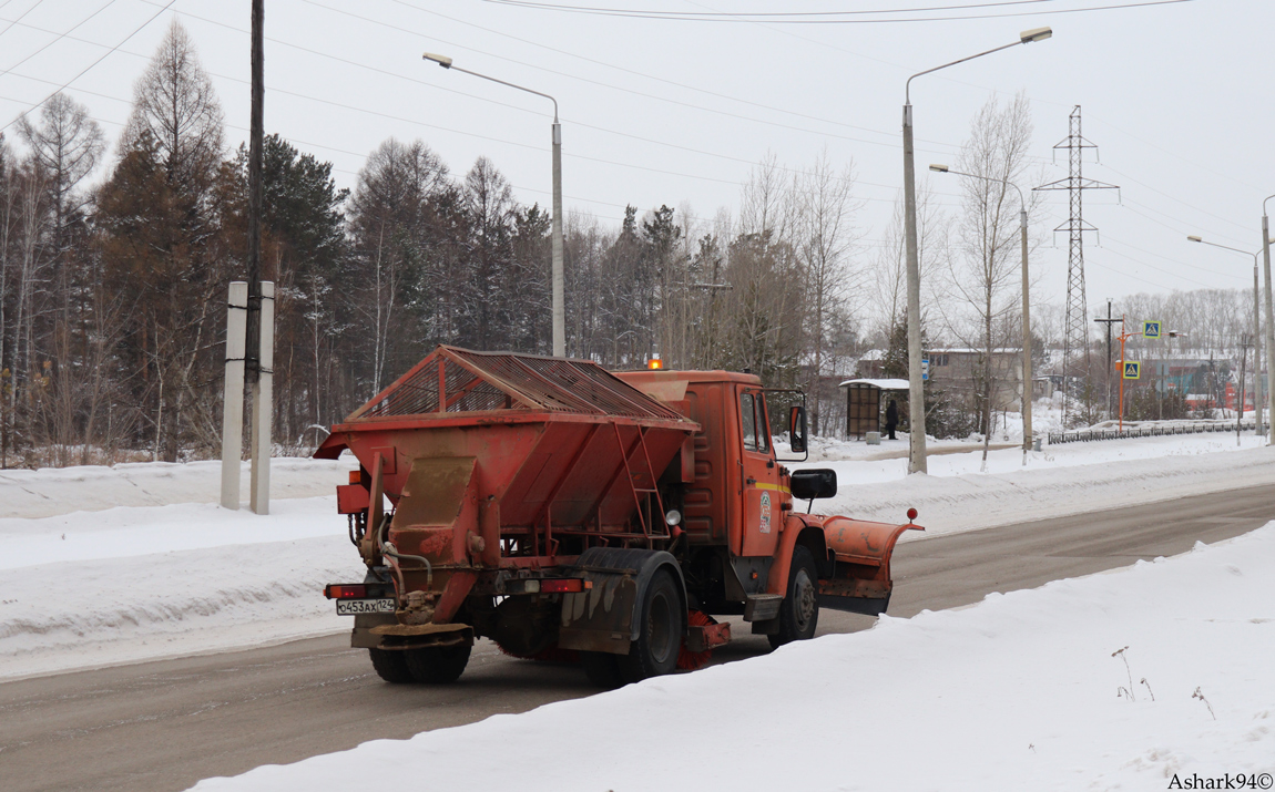 Красноярский край, № О 453 АХ 124 — ЗИЛ-433362