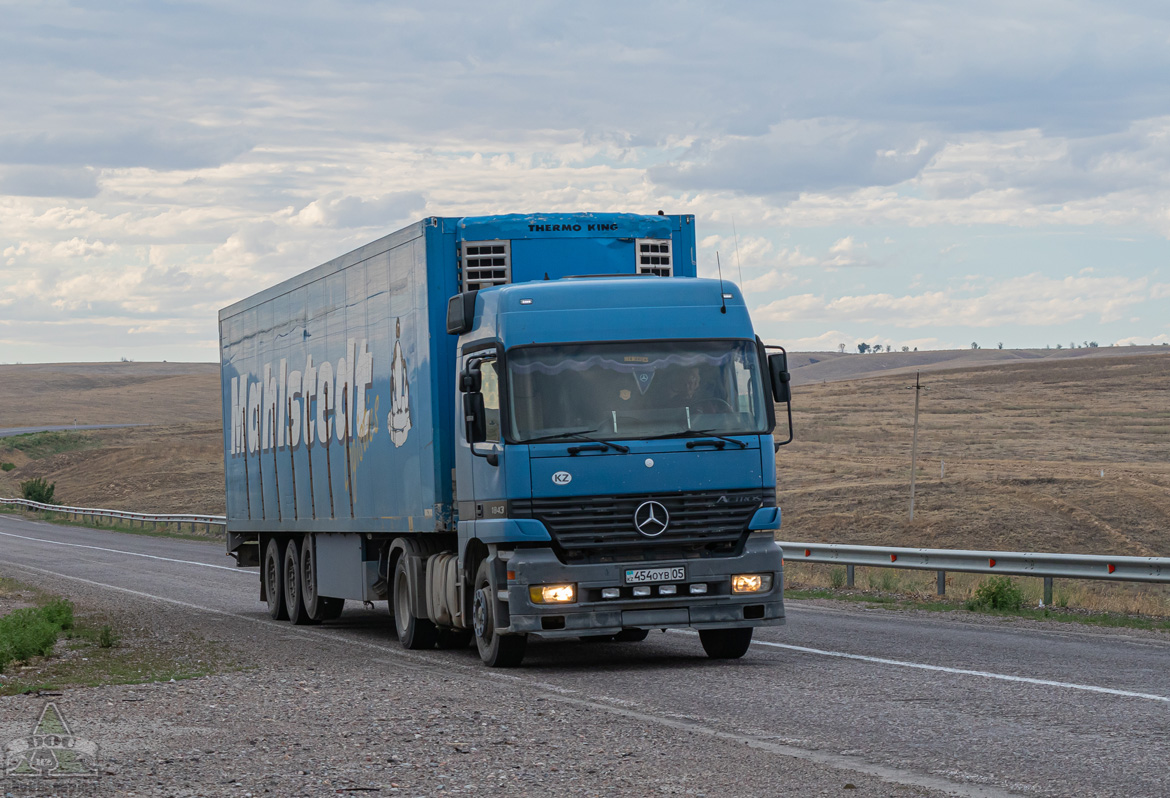 Алматинская область, № 454 OYB 05 — Mercedes-Benz Actros ('1997) 1843