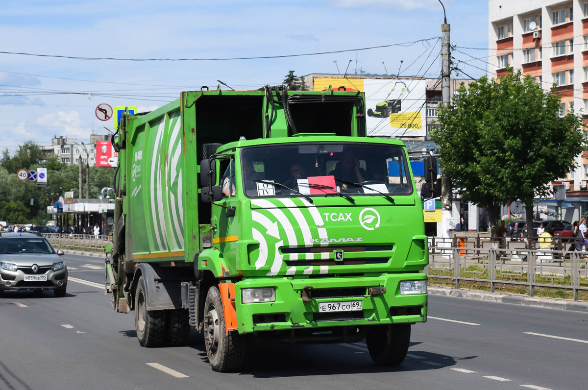 Тверская область, № Е 967 СО 69 — КамАЗ-53605-A5