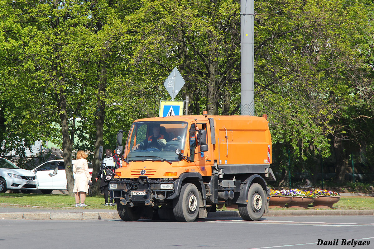 Санкт-Петербург, № 951 — Mercedes-Benz Unimog U400