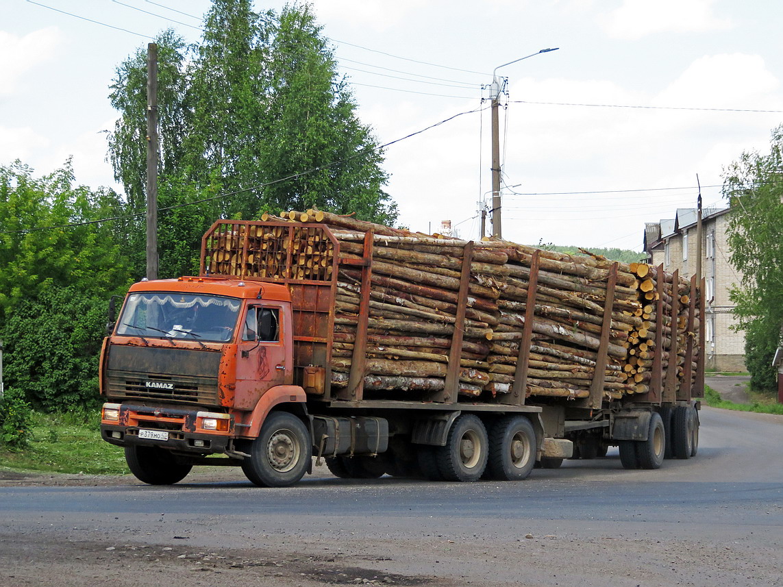 Кировская область, № Р 379 МО 43 — КамАЗ-6520-06 [65200F]