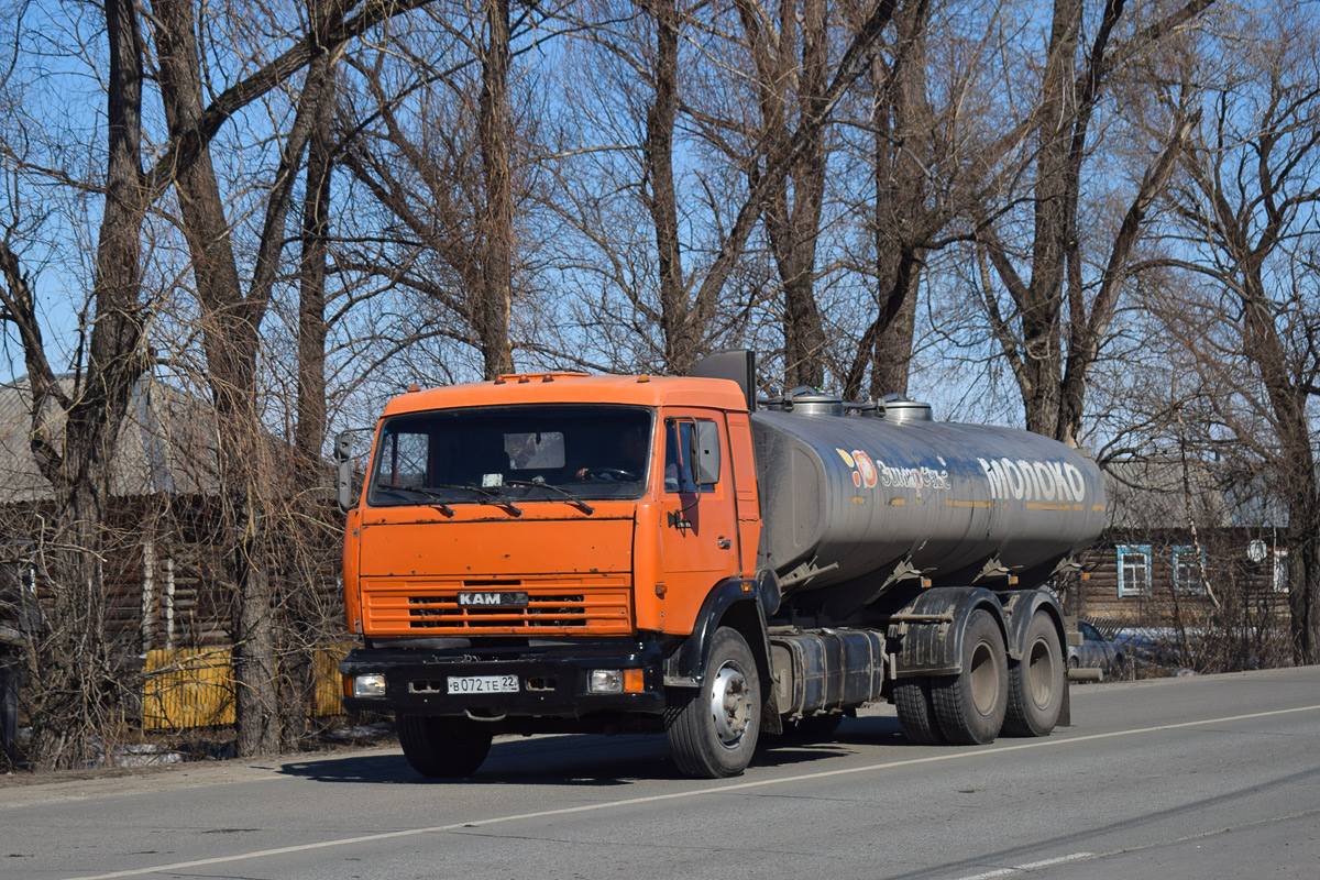 Алтайский край, № В 072 ТЕ 22 — КамАЗ-65115-62