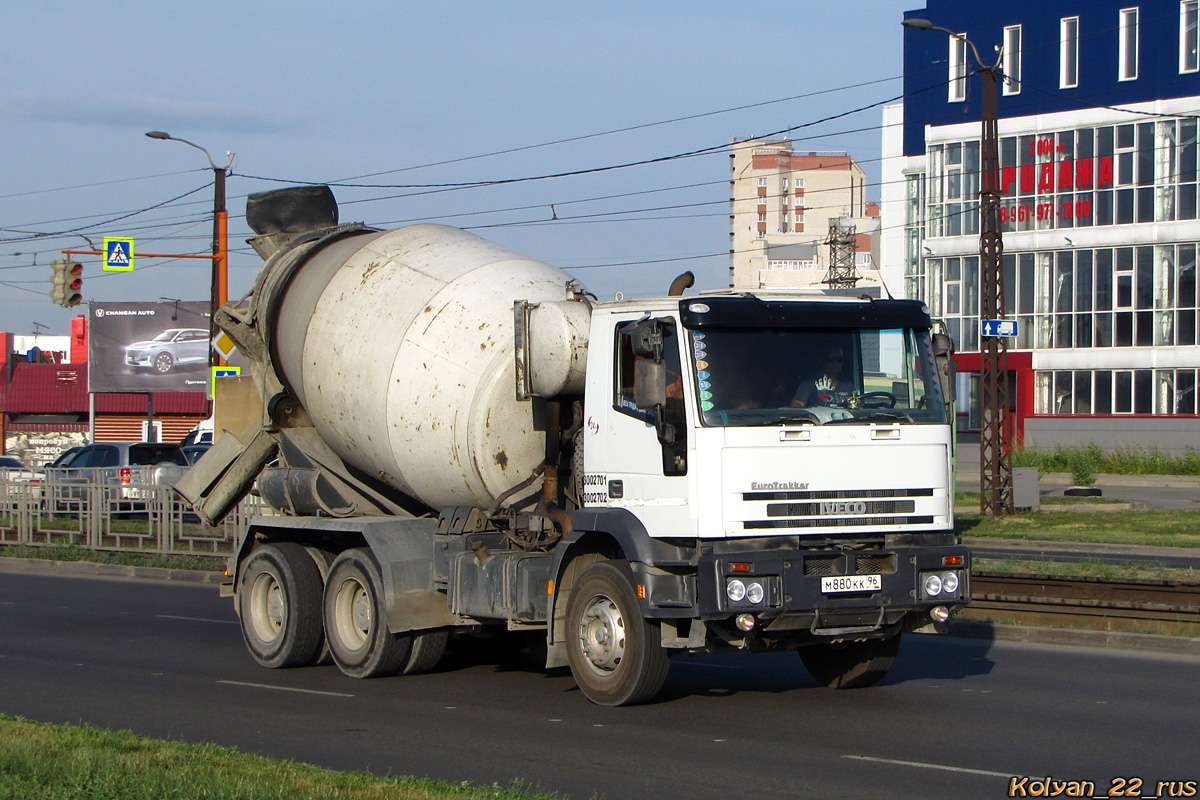 Алтайский край, № М 880 КК 96 — IVECO EuroTrakker