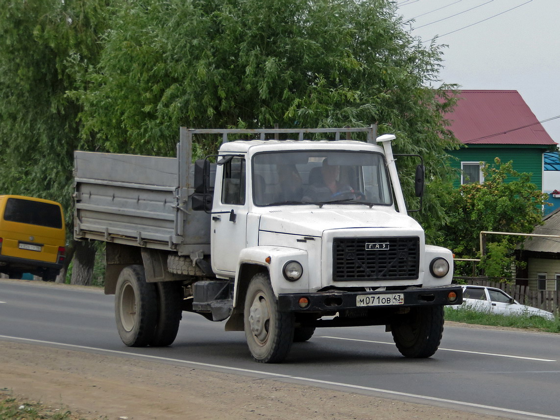 Кировская область, № М 071 ОВ 43 — ГАЗ-3309