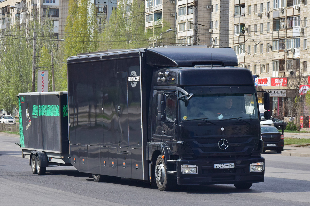 Татарстан, № У 676 УУ 16 — Mercedes-Benz Axor (общ.м)