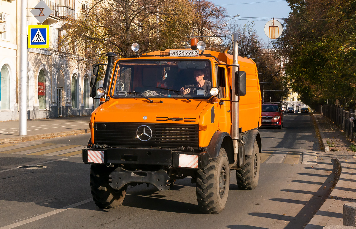 Башкортостан, № В 121 ХХ 02 — Mercedes-Benz Unimog U1650