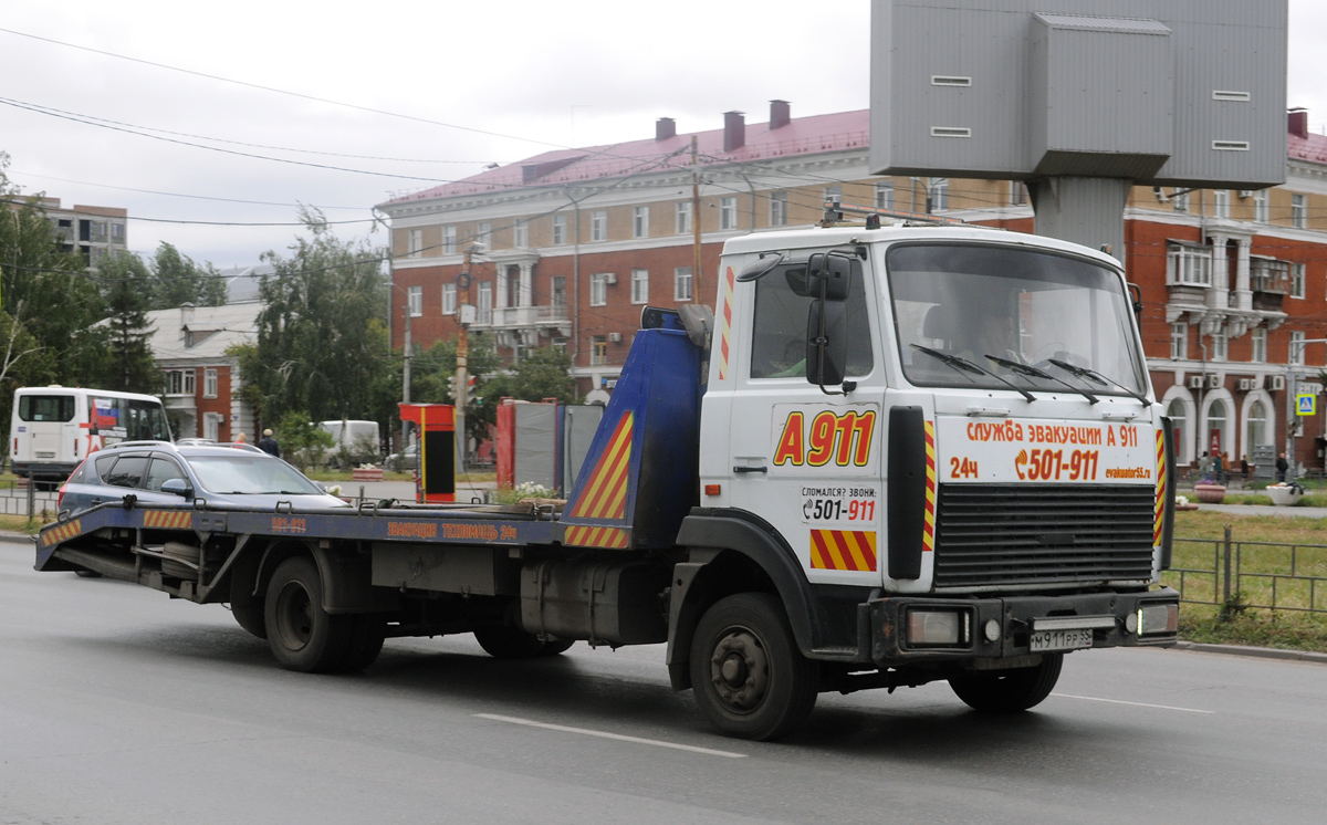 Омская область, № М 911 РР 55 — МАЗ-437041 "Зубрёнок"