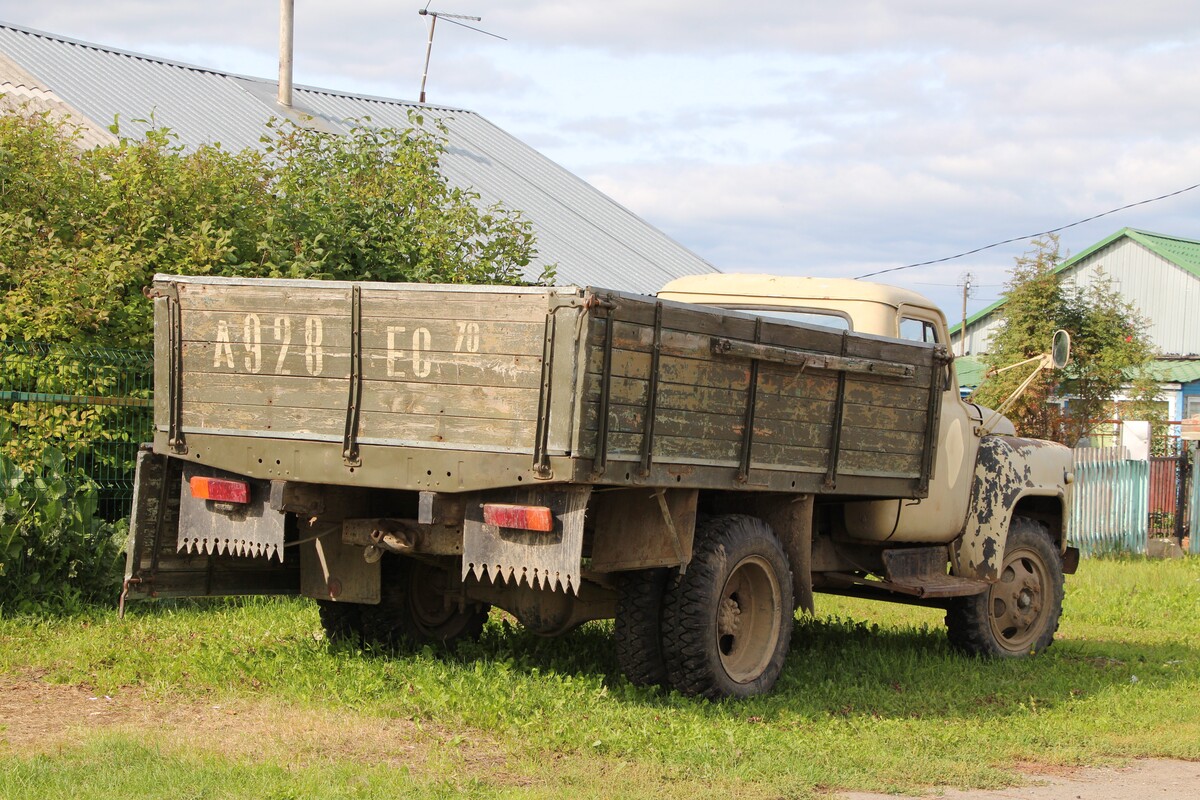 Томская область, № А 928 ЕС 70 — ГАЗ-52-04