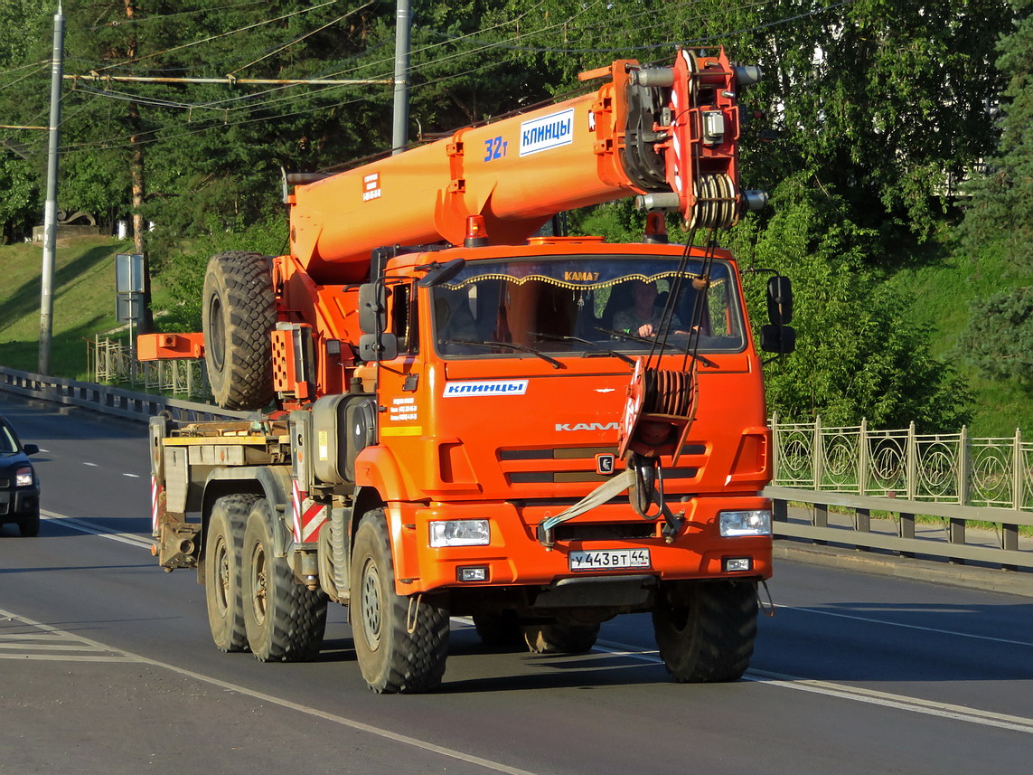 Костромская область, № У 443 ВТ 44 — КамАЗ-43118-50