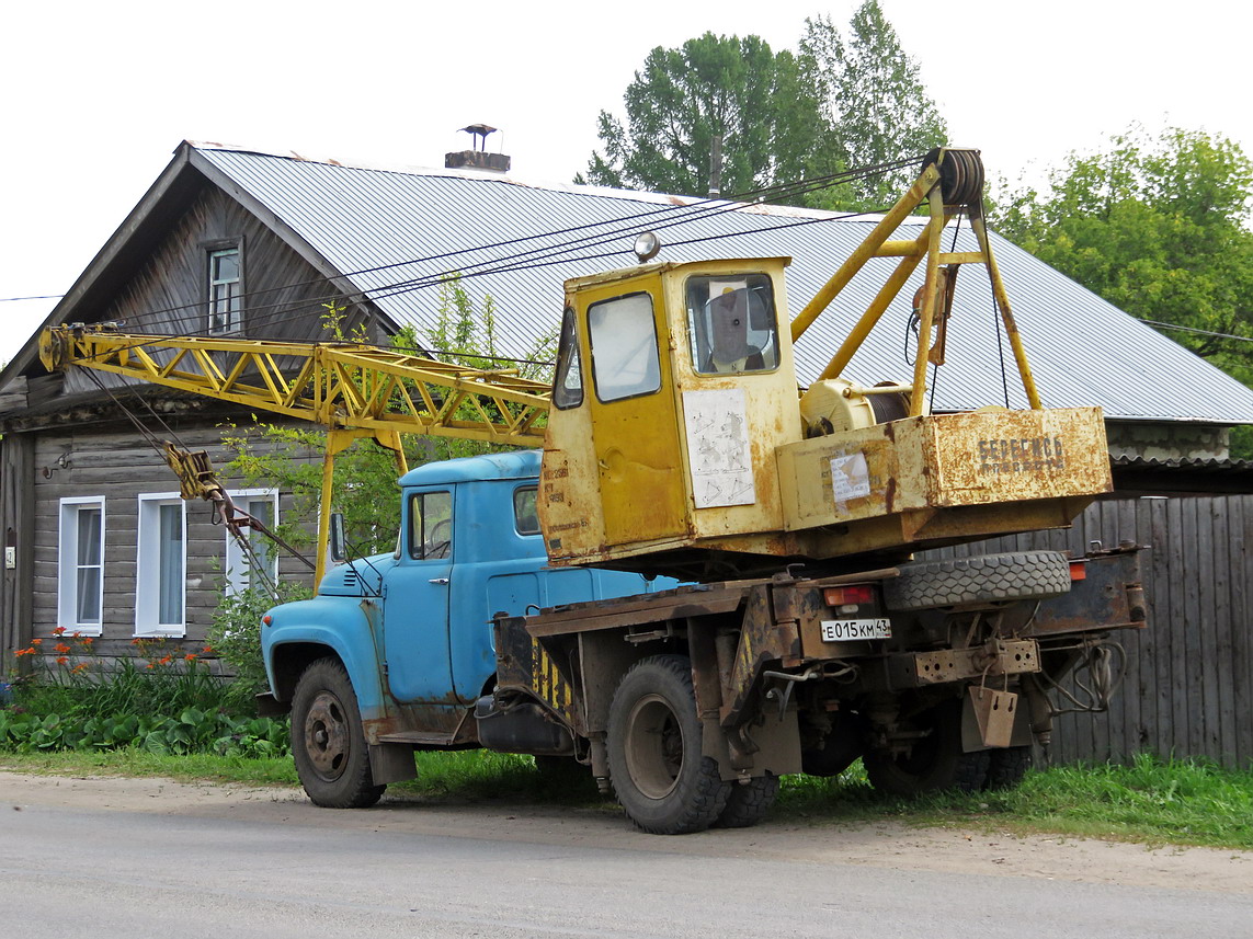 Кировская область, № Е 015 КМ 43 — ЗИЛ-431410