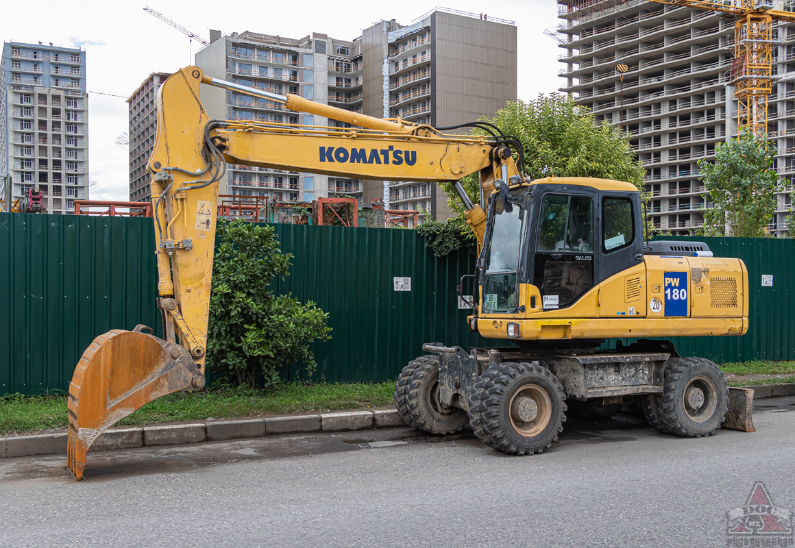 Грузия, № BS-098-S — Komatsu PW180