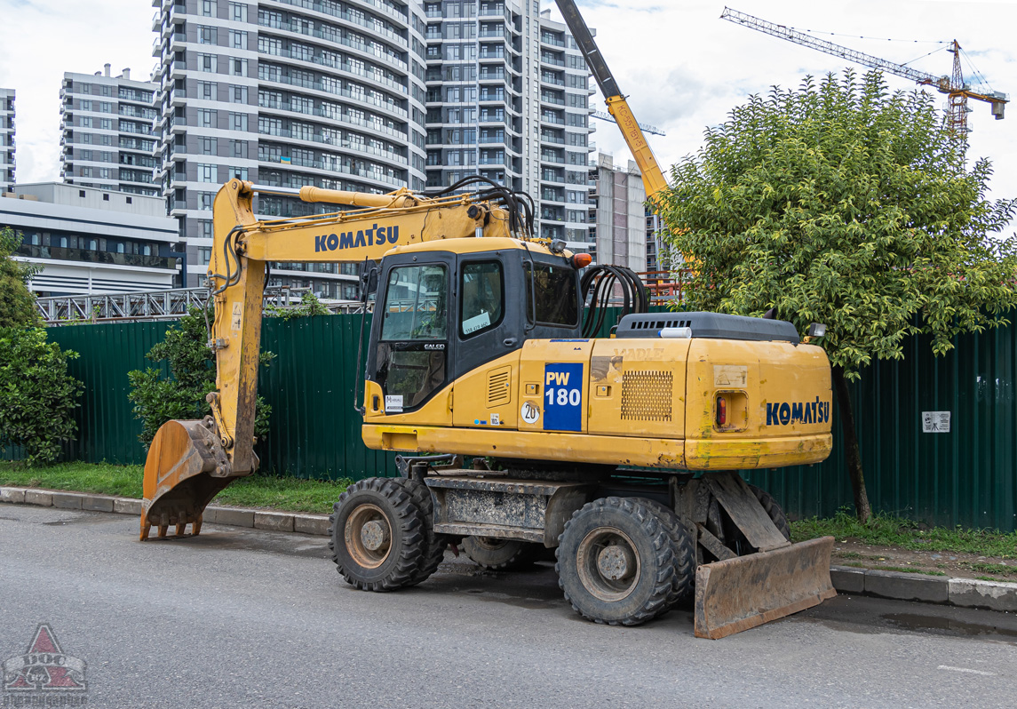 Грузия, № BS-098-S — Komatsu PW180