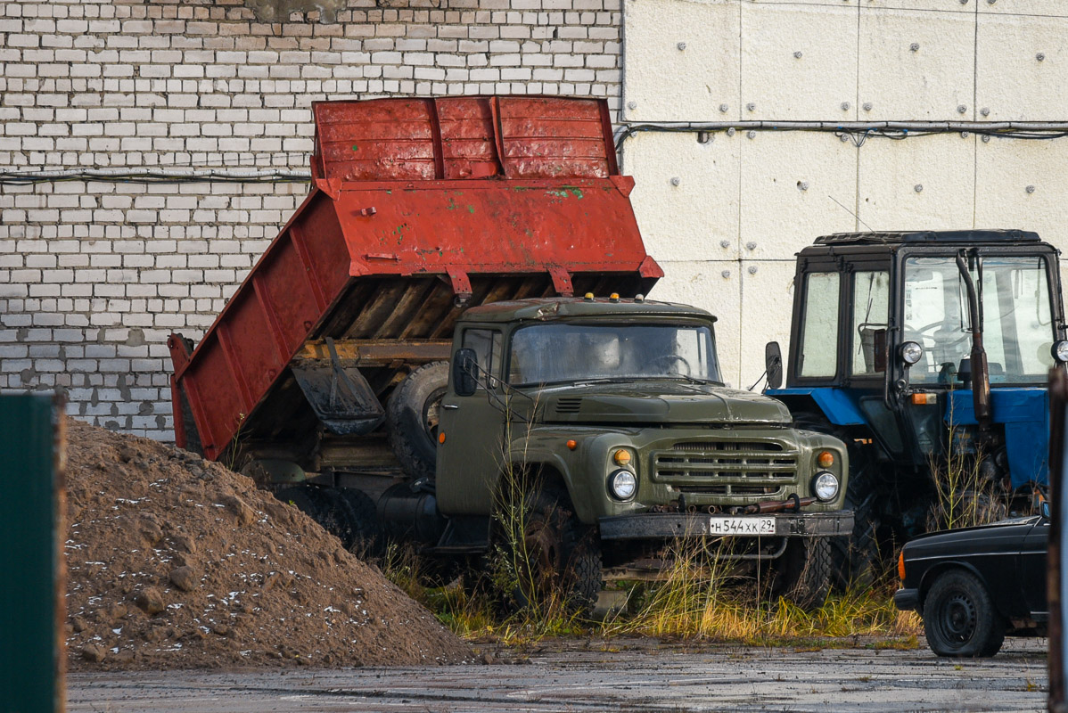 Архангельская область, № Н 544 ХК 29 — ЗИЛ-495810