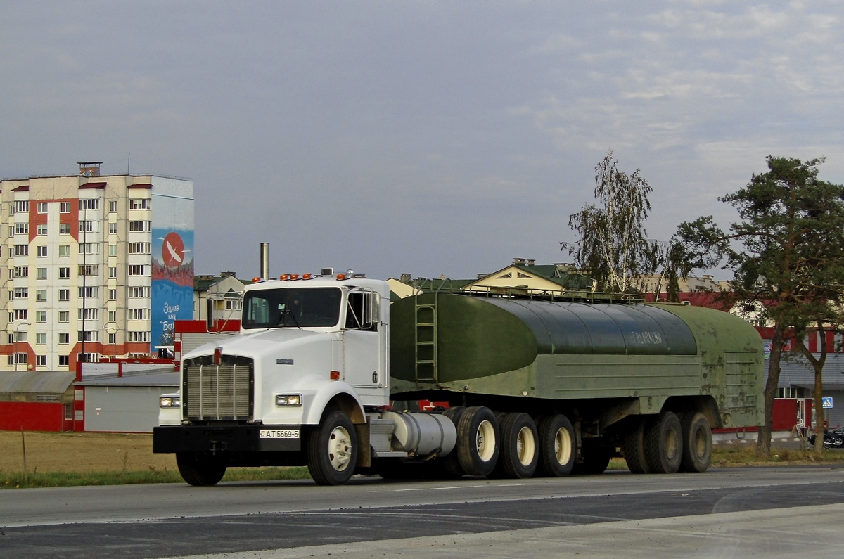 Минская область, № АТ 5669-5 — Kenworth T800