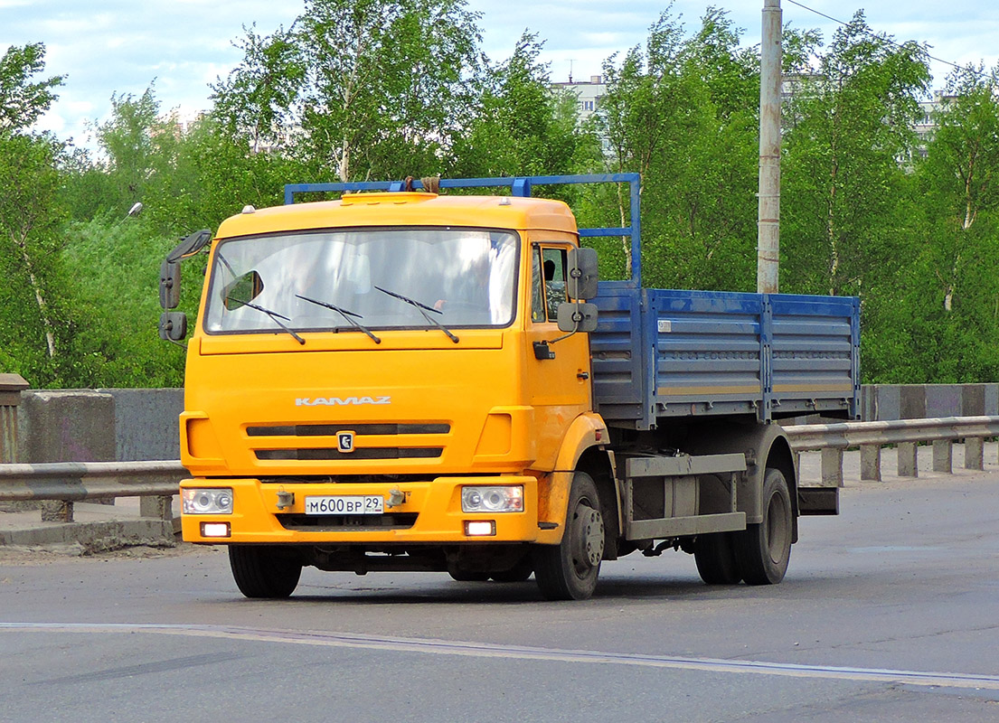 Архангельская область, № М 600 ВР 29 — КамАЗ-4308-C4