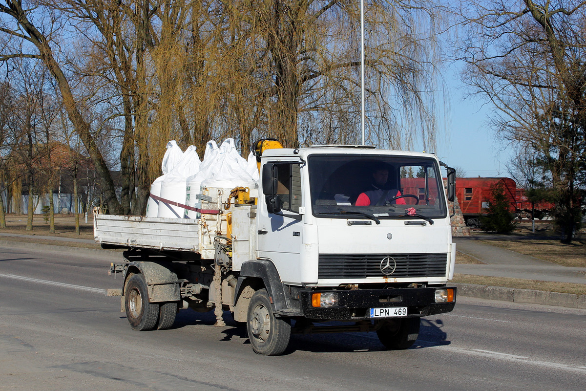 Литва, № LPN 469 — Mercedes-Benz LK 814