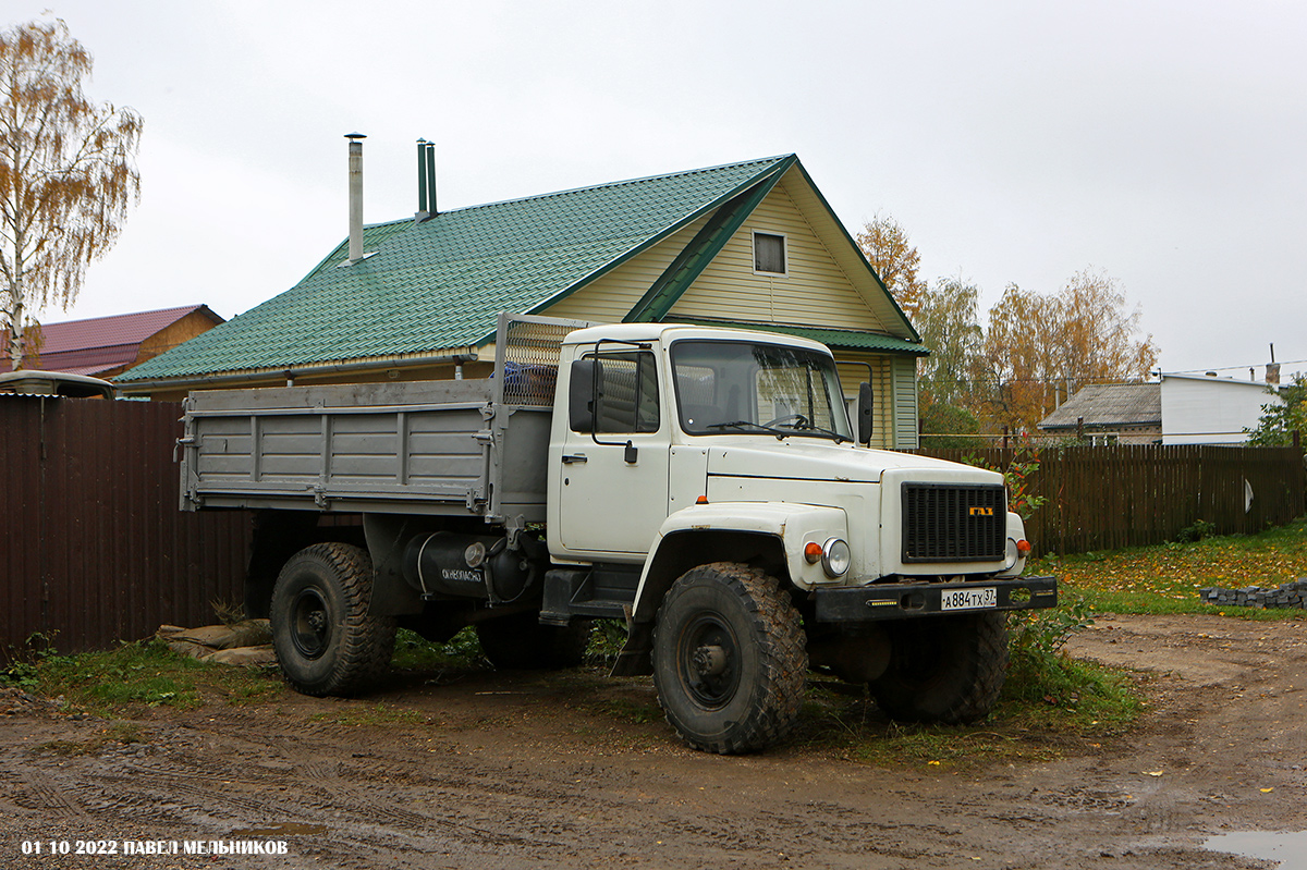 Ивановская область, № А 884 ТХ 37 — ГАЗ-3308 «Садко»