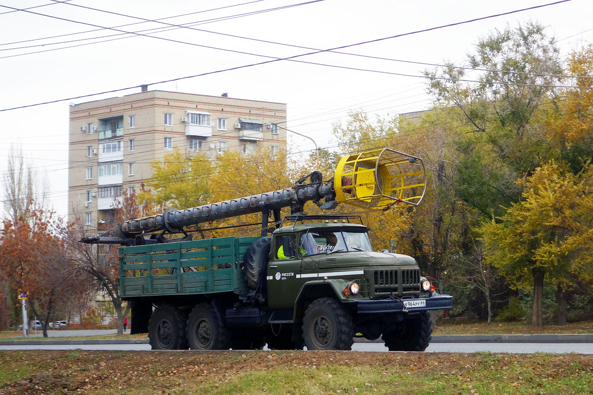 Саратовская область, № В 964 РУ 64 — ЗИЛ-131НА (УАМЗ)