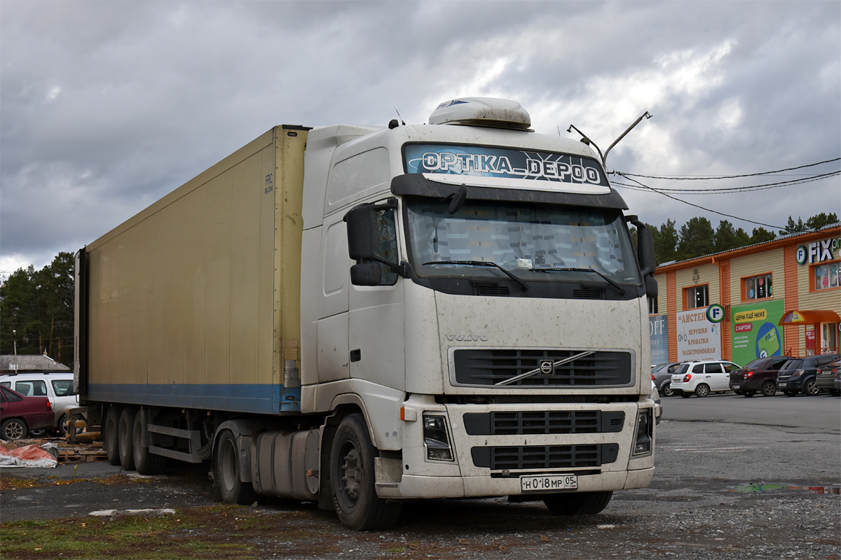 Дагестан, № Н 018 МР 05 — Volvo ('2002) FH12.460