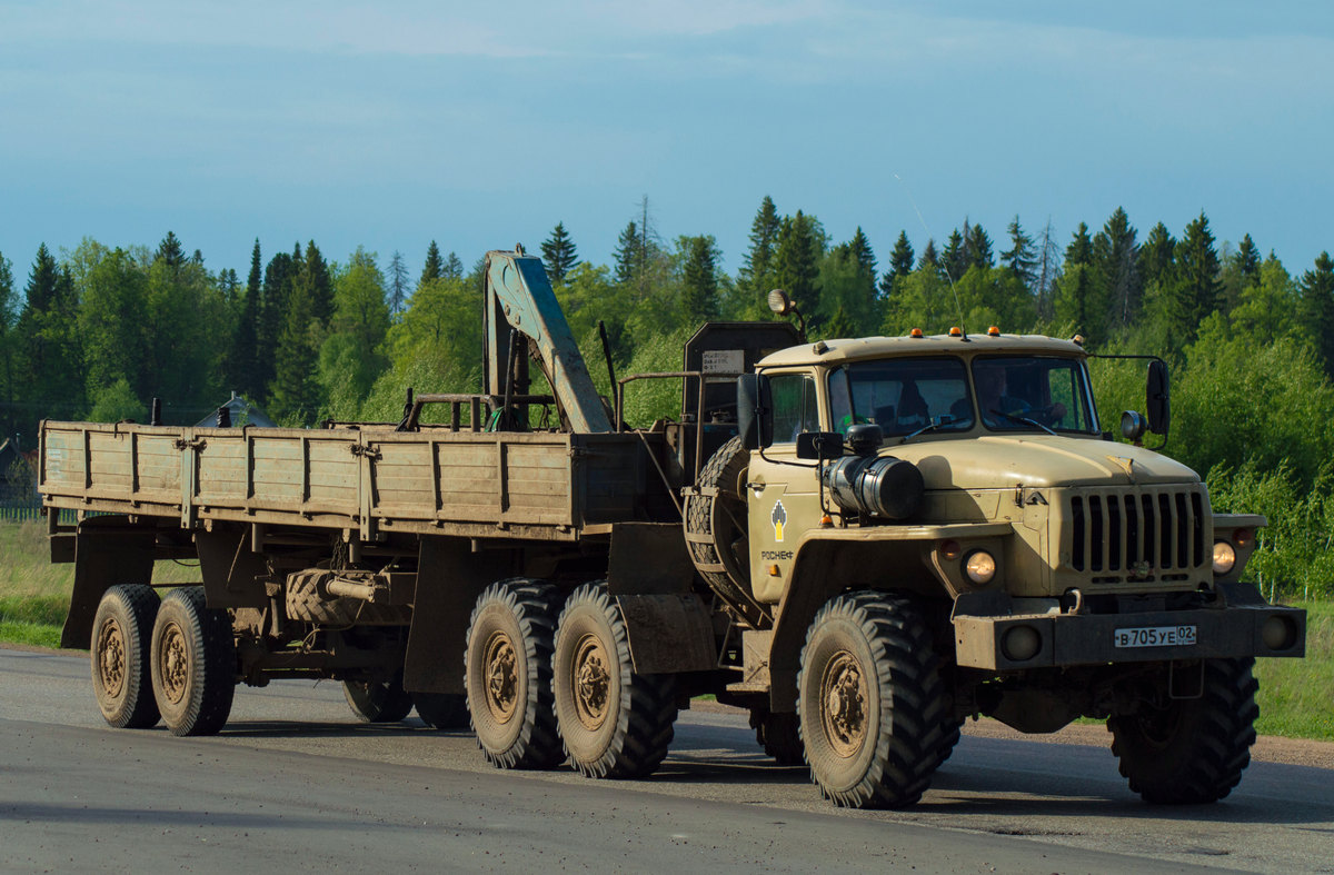 Башкортостан, № В 705 УЕ 02 — Урал-44202-31