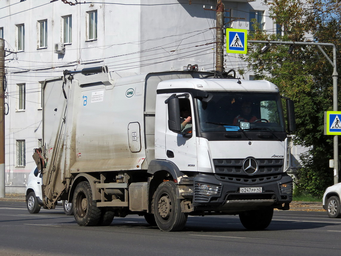 Кировская область, № О 247 РР 43 — Mercedes-Benz Arocs 2033 [Z9M]