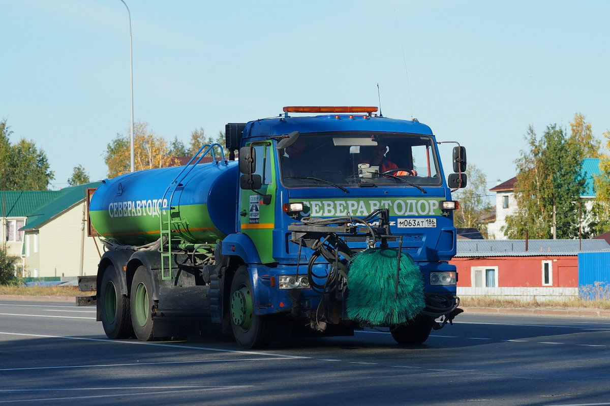 Ханты-Мансийский автоном.округ, № М 063 АТ 186 — КамАЗ-65115 (общая модель)