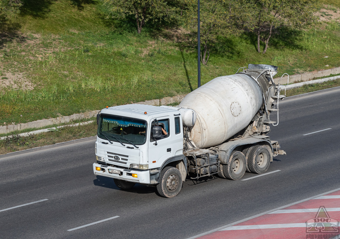 Алматинская область, № 585 AGJ 05 — Hyundai Super Truck HD270