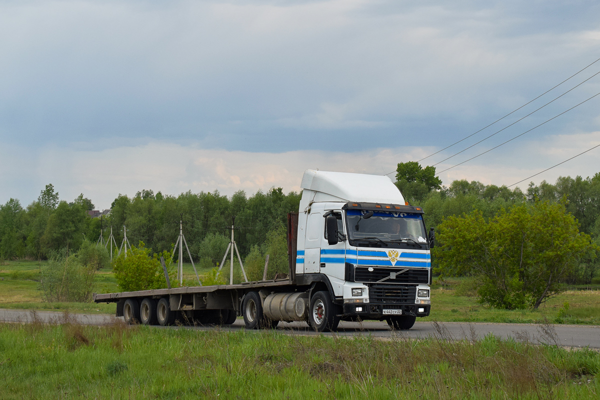 Алтайский край, № К 442 СУ 22 — Volvo ('1993) FH12.340