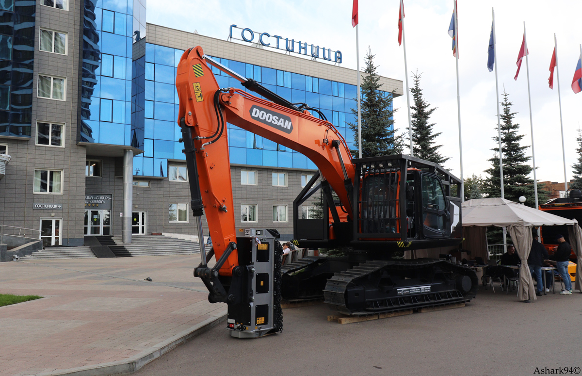 Красноярский край, № (24) Б/Н СТ 0152 — Doosan (общая модель); Красноярский край — Новая спецтехника; Красноярский край — Выставка "Эксподрев-2023"