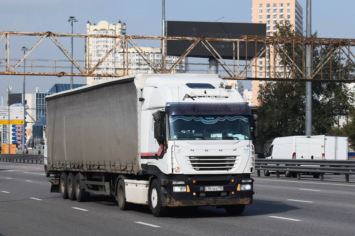 Московская область, № С 951 ЕЕ 790 — IVECO Stralis ('2002) 430