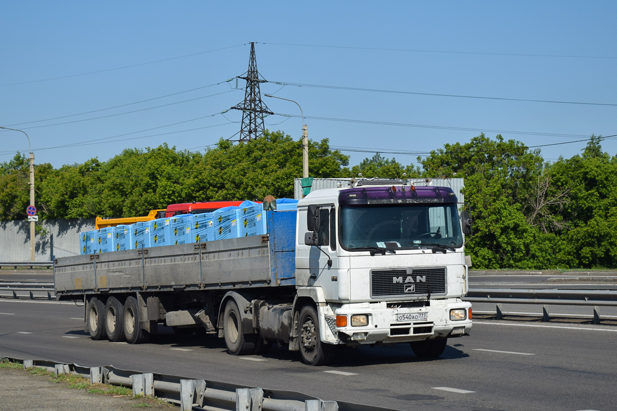 Алтайский край, № О 540 АО 777 — MAN F90 19.402